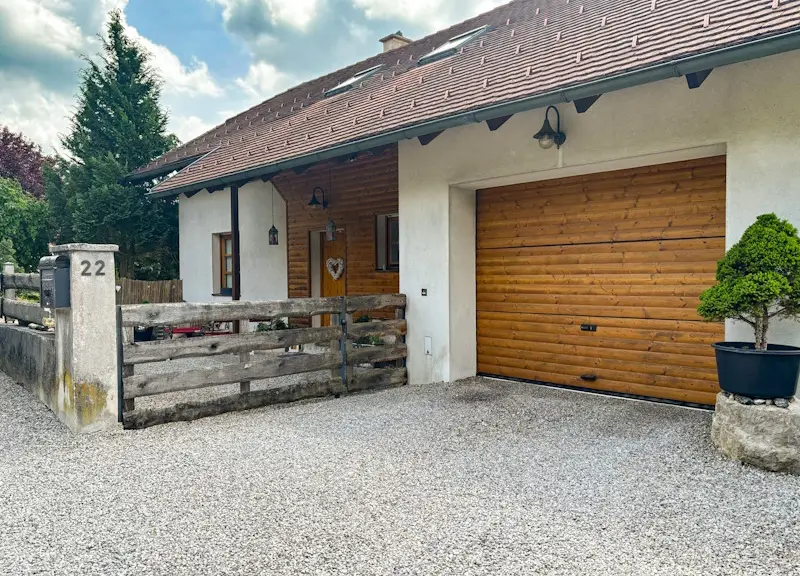 Exklusiv Wohnen im Ortsteil Neuhaus