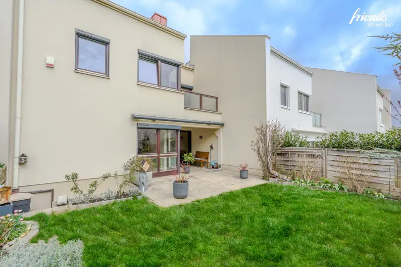 Top-gepflegtes Reihenhaus mit Garten und Stellplatz!!!