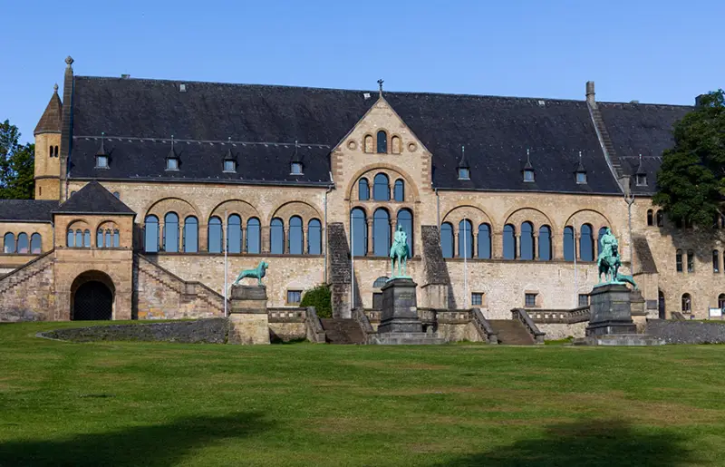 goslar-kaiserpfalz-620df98aaf4bf3.36667040.jpg