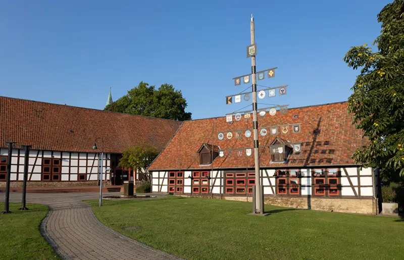 schladen-620e0418aa3f27.20915609.jpg