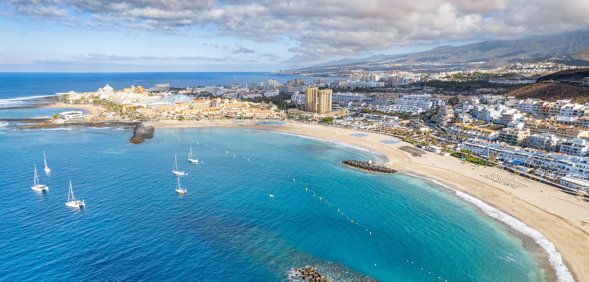 Are you looking for a property to make the most of your holiday on the wonderful island of Tenerife? Or would you like to invest in a flat that guarantees a secure return due to the high demand for holiday rentals?